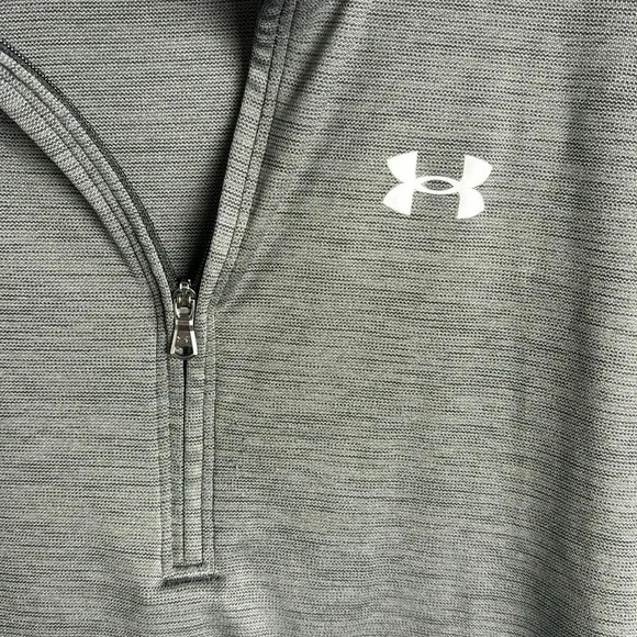 Women’s UA Tech Loose Fit Pullover - Picture 2 of 5